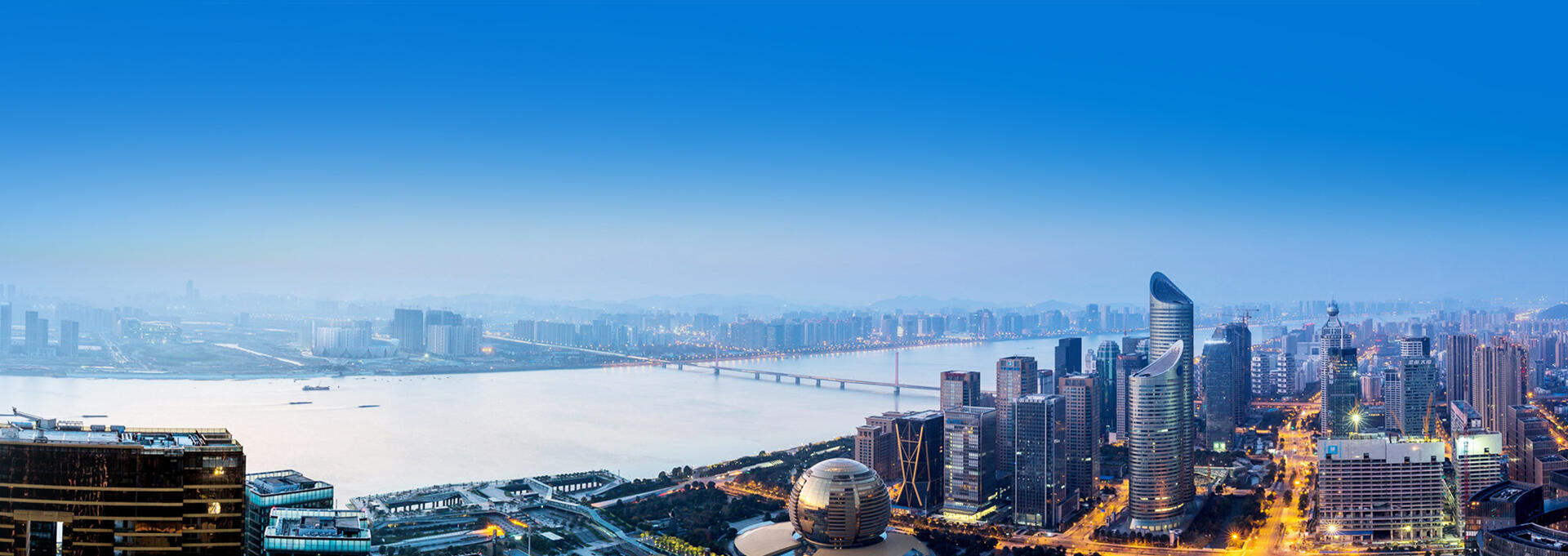 龙陵建站-南京蓝首水处理设备有限公司
